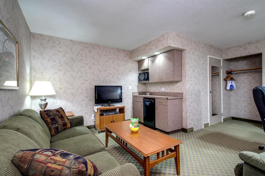 Everspring Inn & Suites Oskaloosa Chambre photo