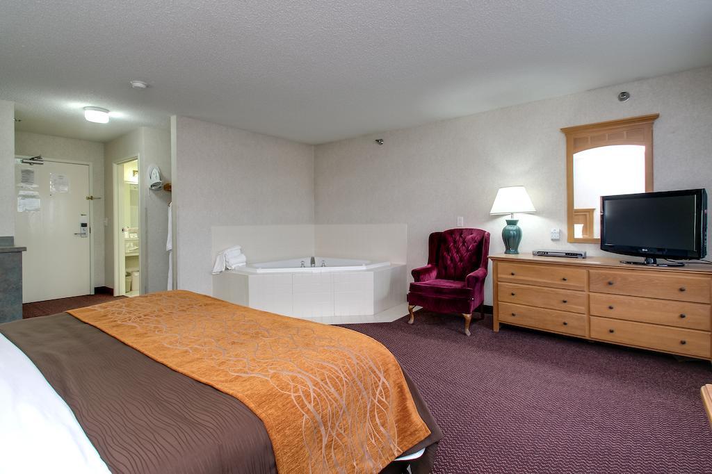 Everspring Inn & Suites Oskaloosa Extérieur photo